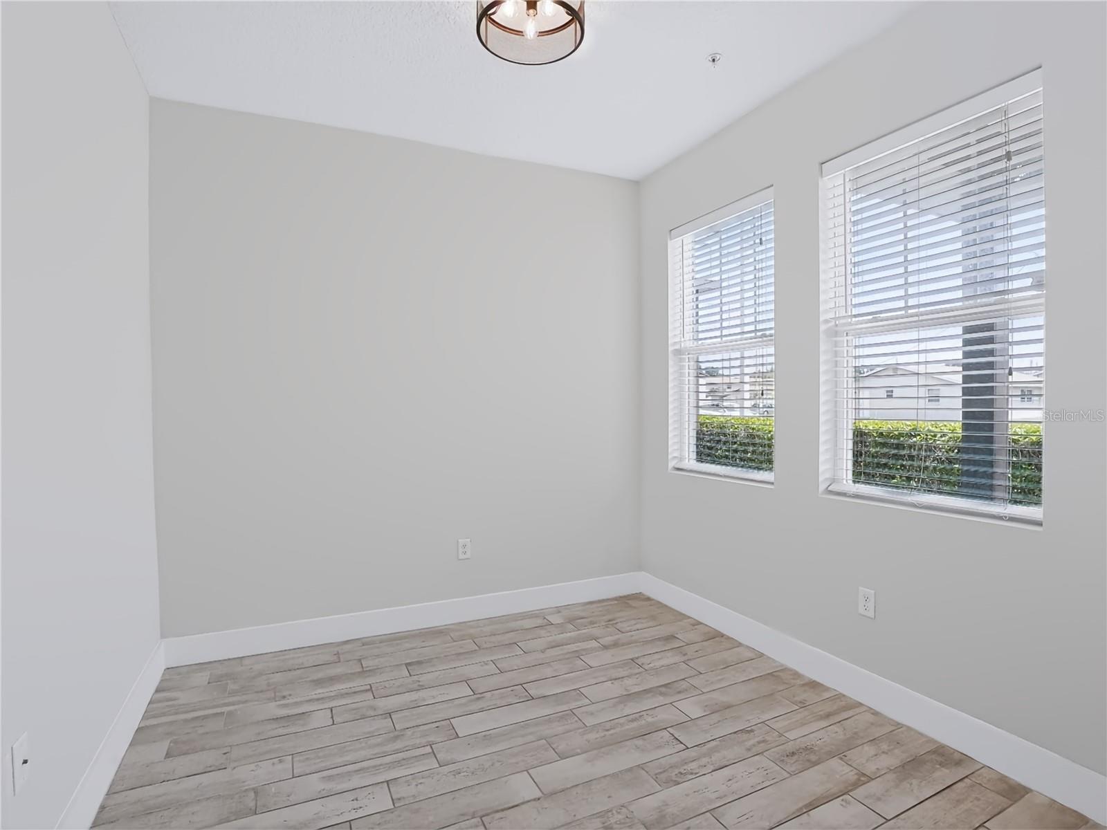 COBBLESTONE WALK AT KALEY # 6 - Residential