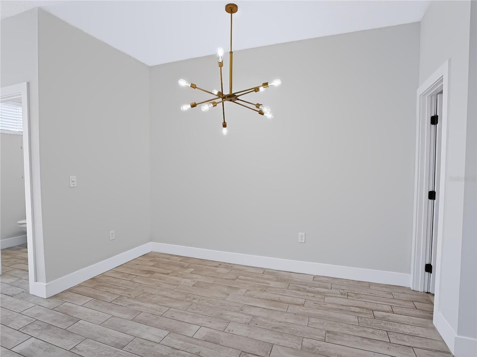 COBBLESTONE WALK AT KALEY # 6 - Residential