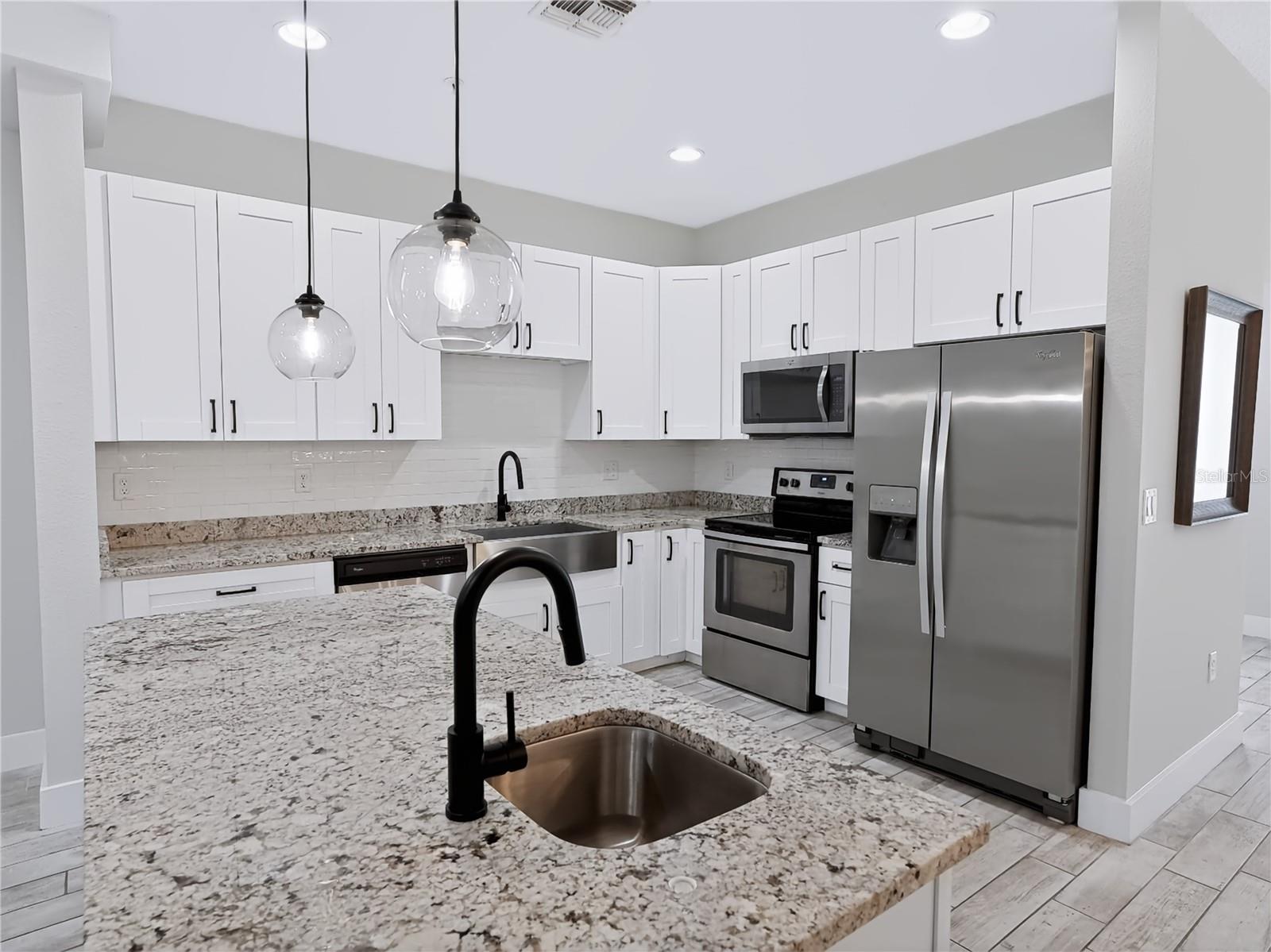 COBBLESTONE WALK AT KALEY # 6 - Residential