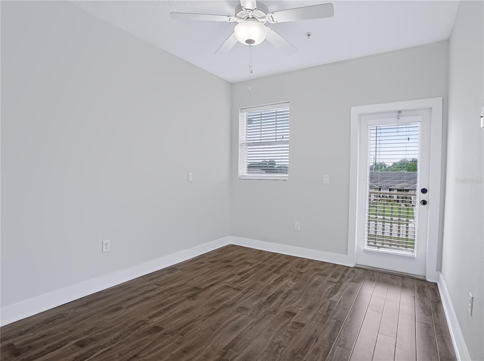 COBBLESTONE WALK AT KALEY # 6 - Residential