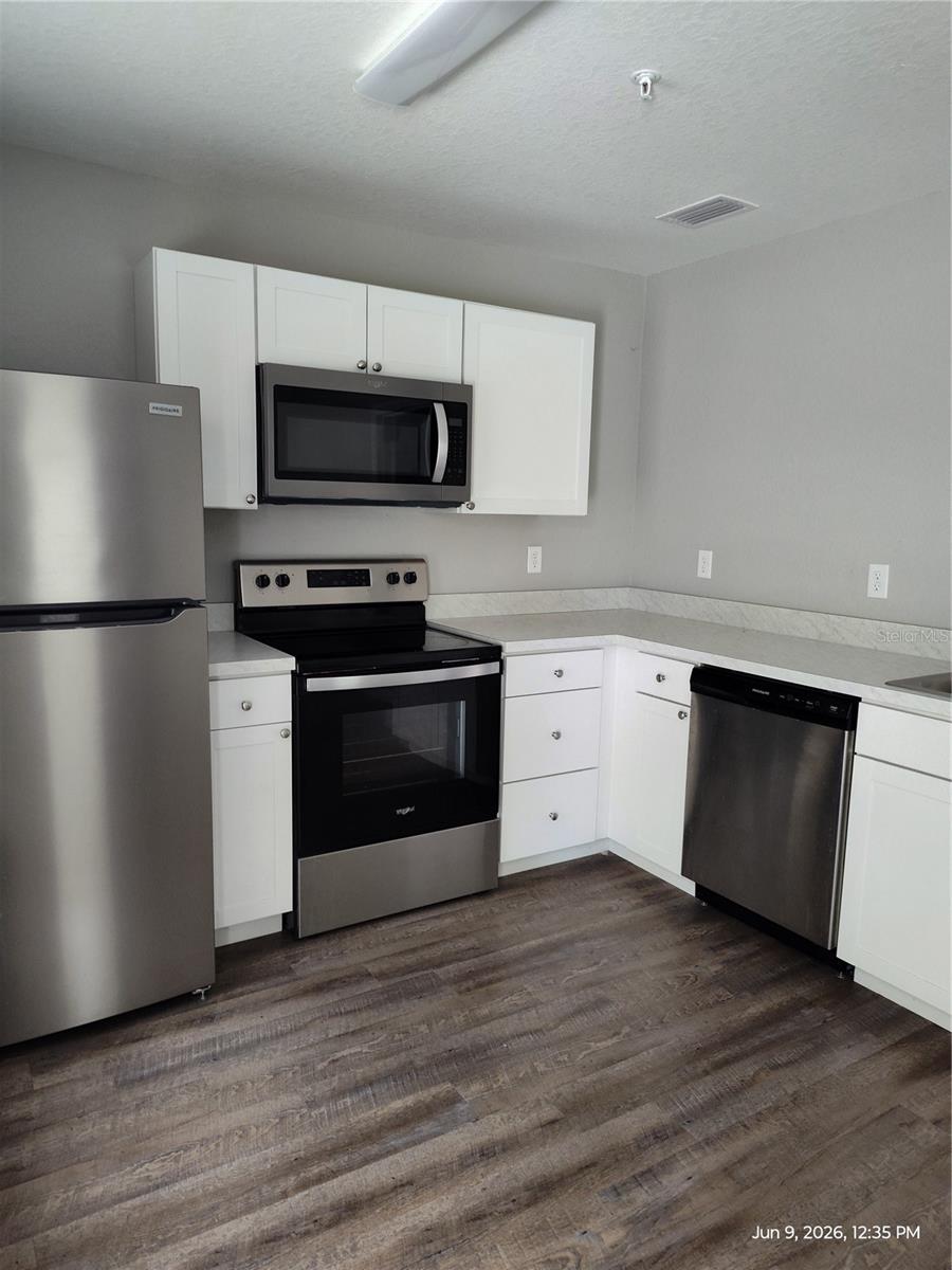 OAKLAWN - Residential Lease