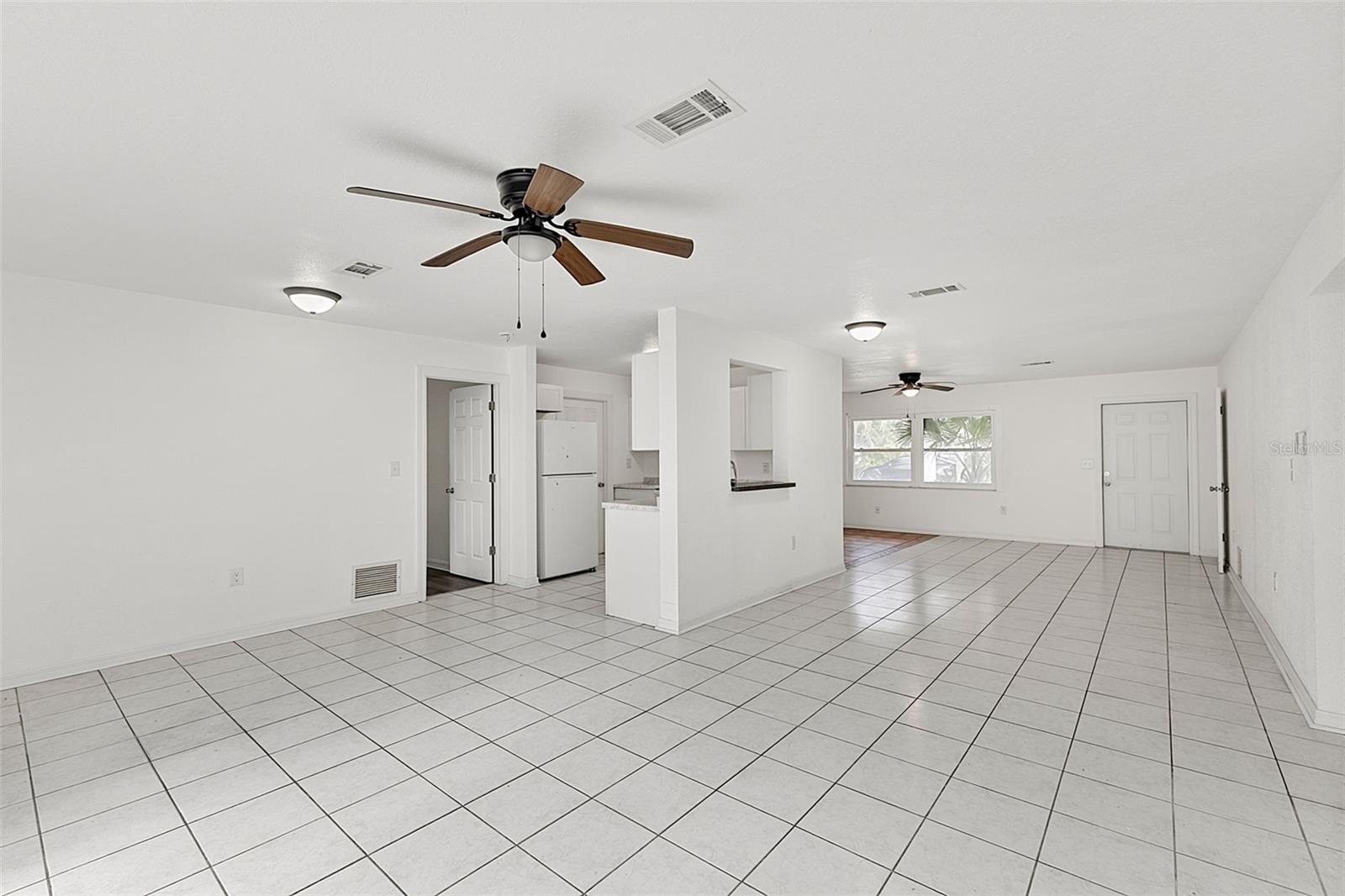 SOUTH VENICE - Residential