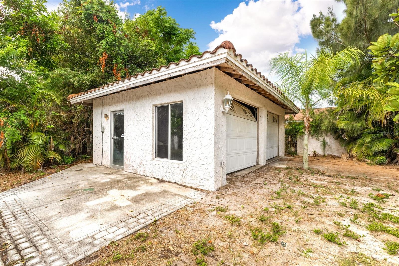 SOUTH VENICE - Residential