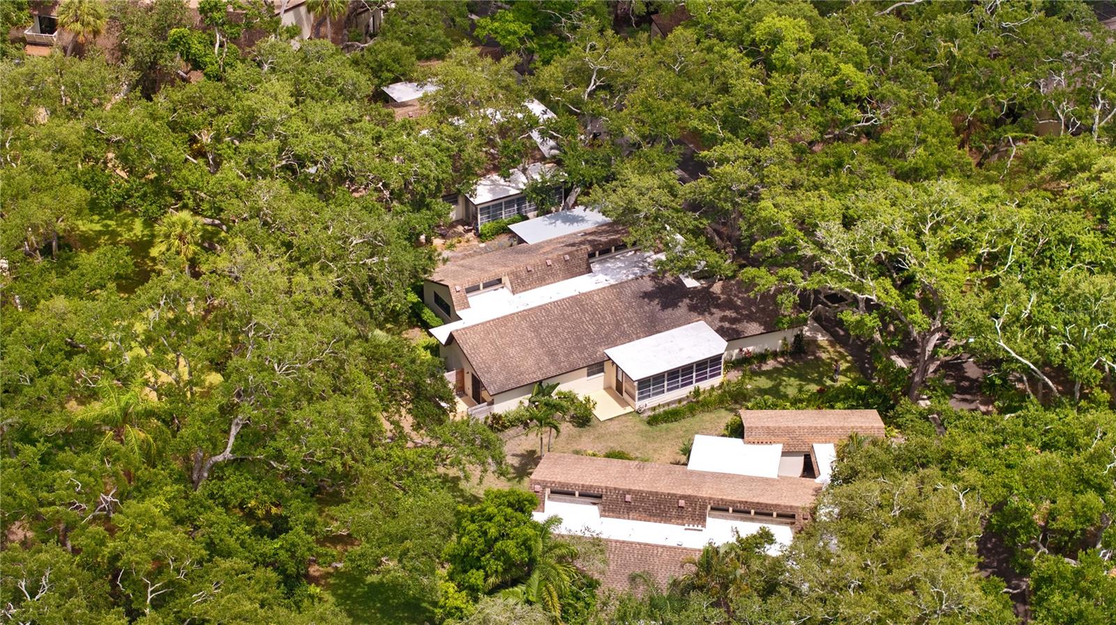 WOODSIDE VILLAGE EAST - Residential