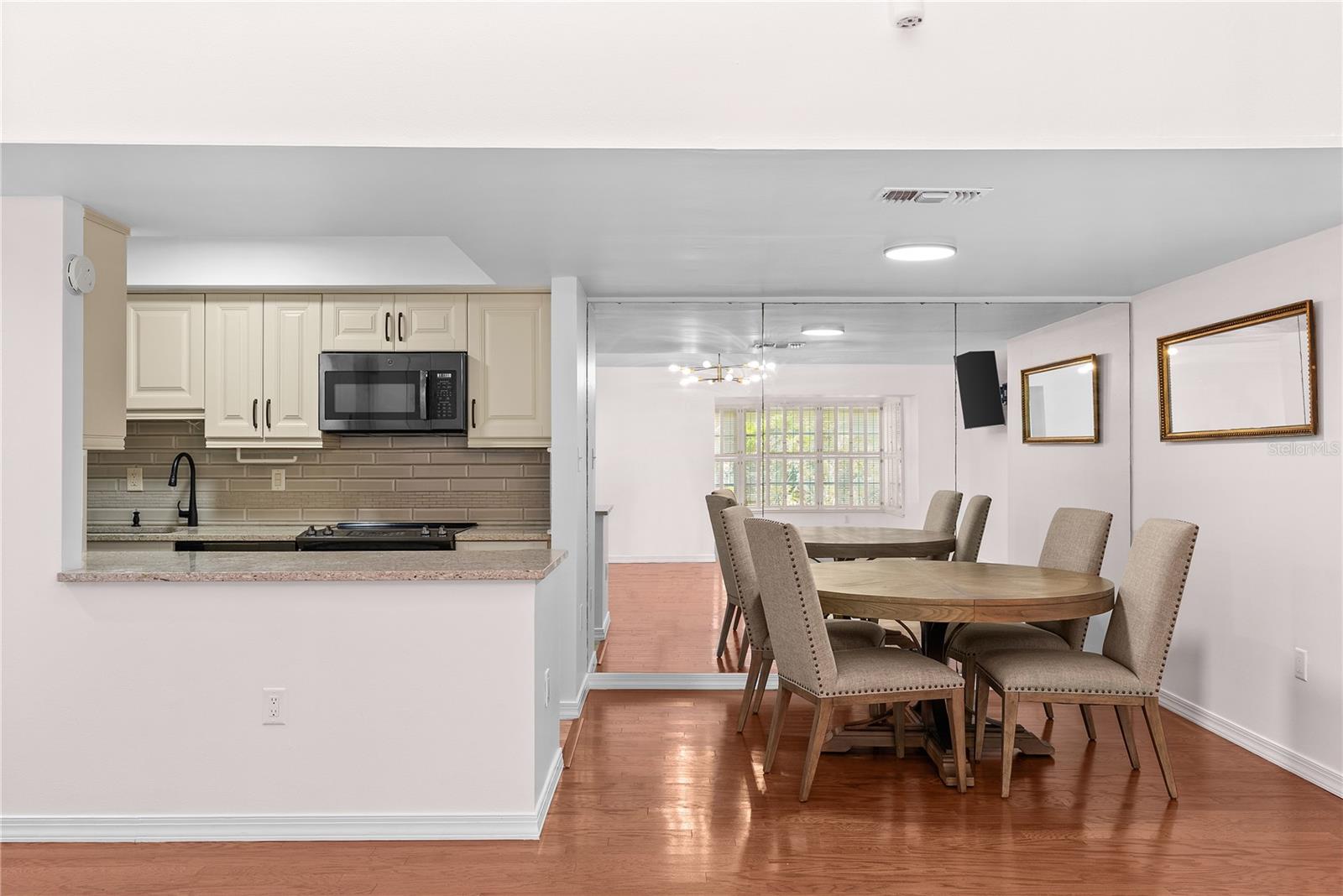 WOODSIDE VILLAGE EAST - Residential