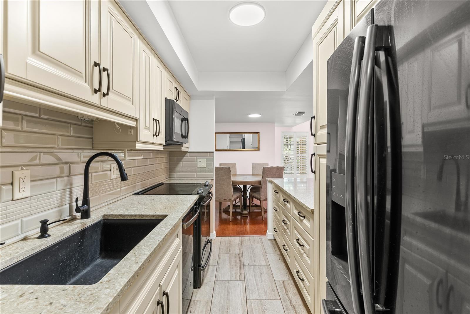 WOODSIDE VILLAGE EAST - Residential