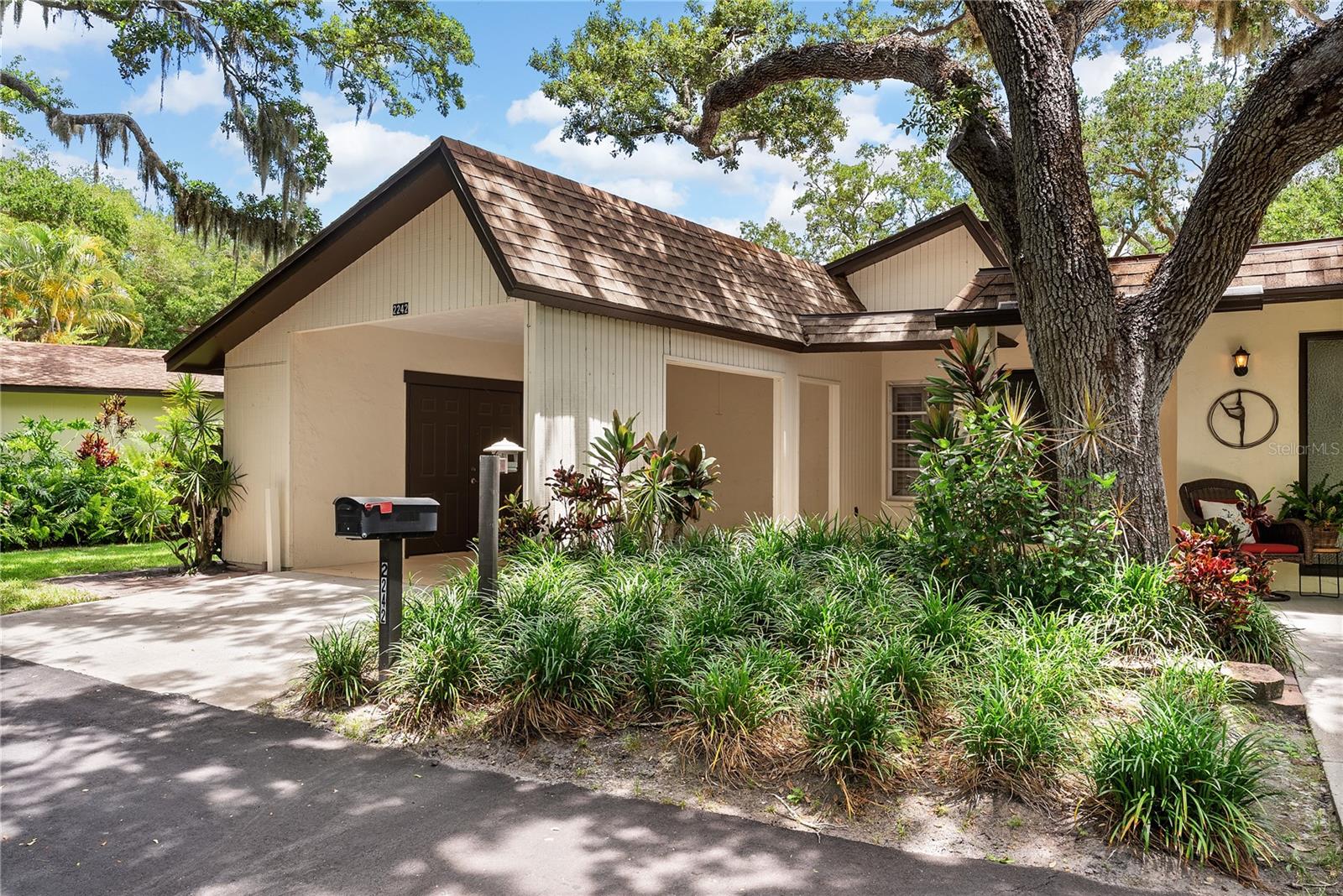 WOODSIDE VILLAGE EAST - Residential
