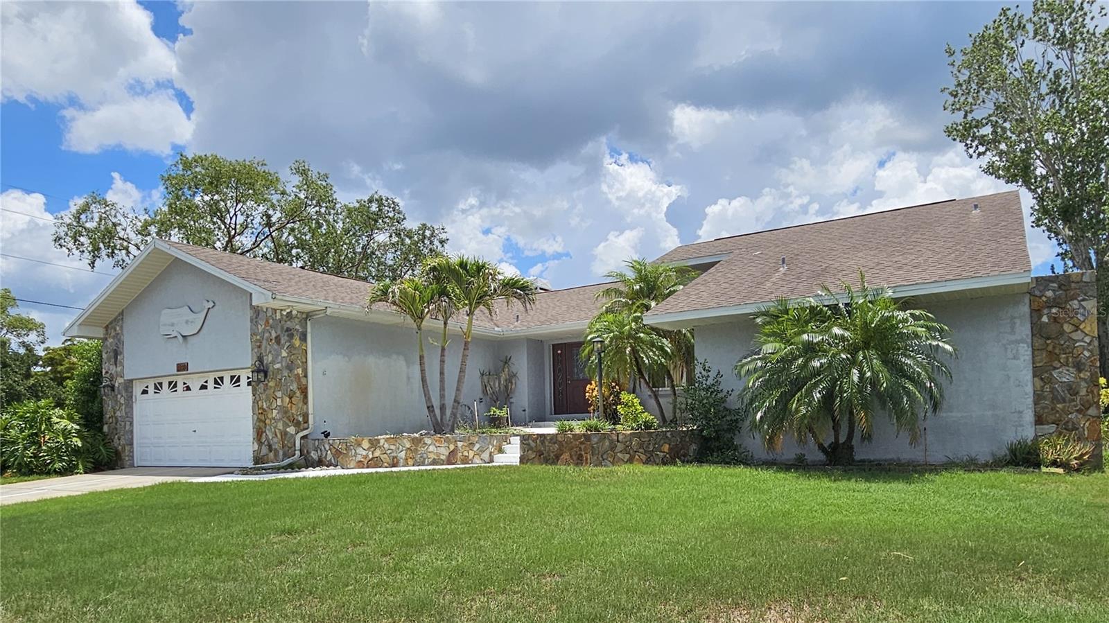 BAILEYS BLUFF ESTATES - Residential