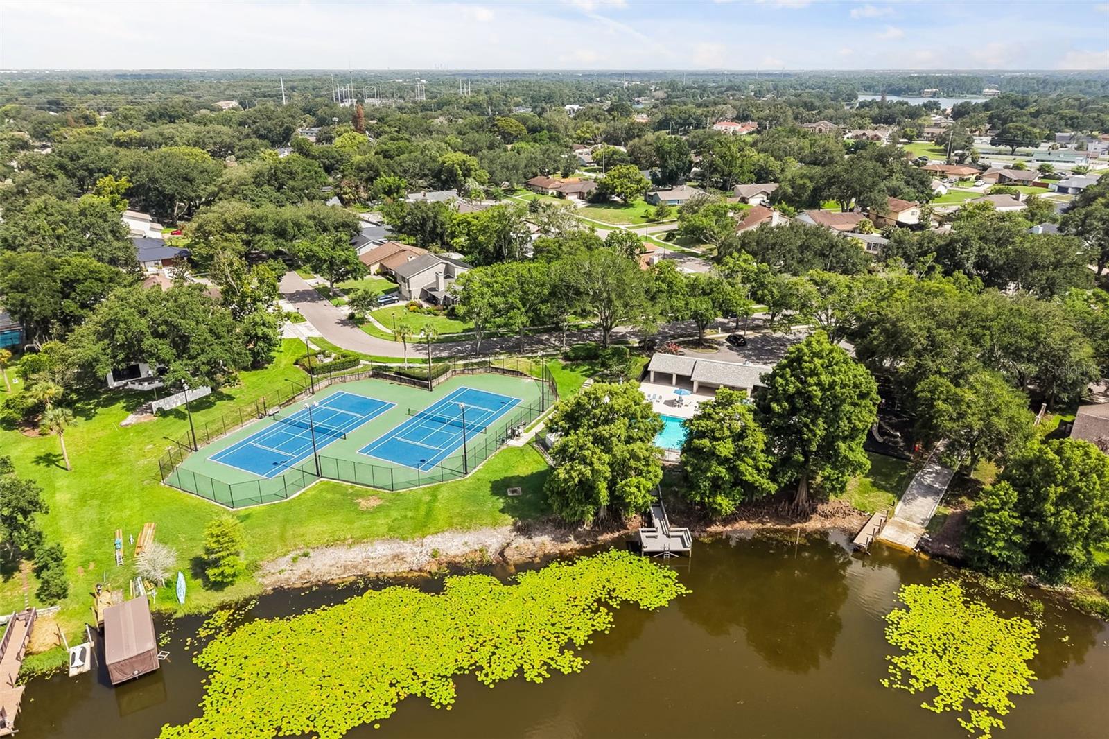 WOODSIDE VILLAGE - Residential