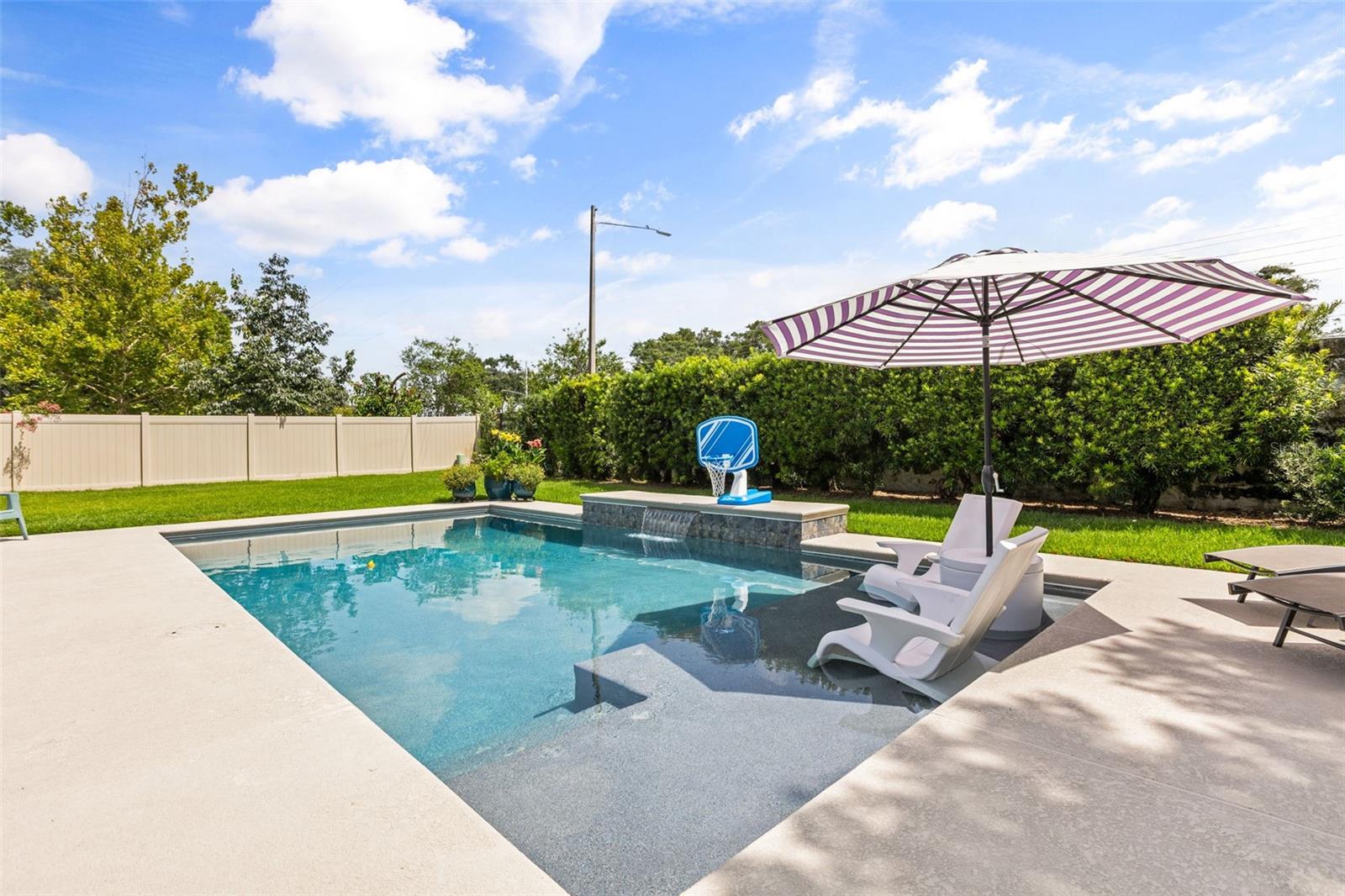 WOODSIDE VILLAGE - Residential