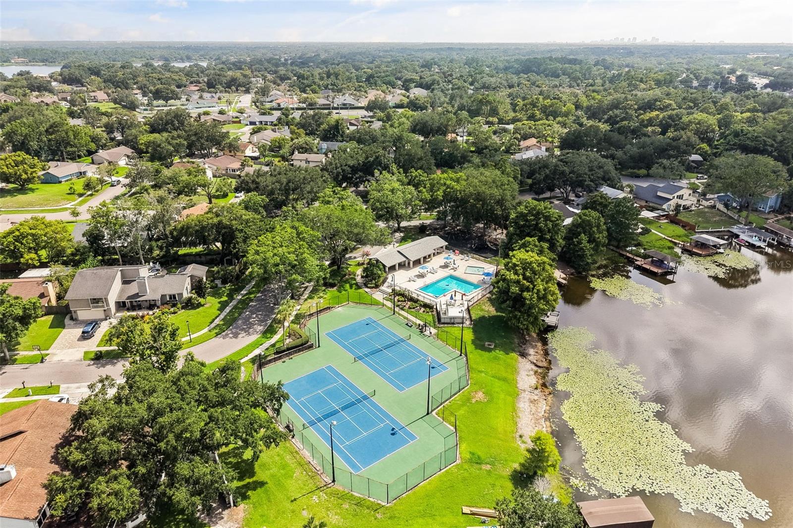 WOODSIDE VILLAGE - Residential