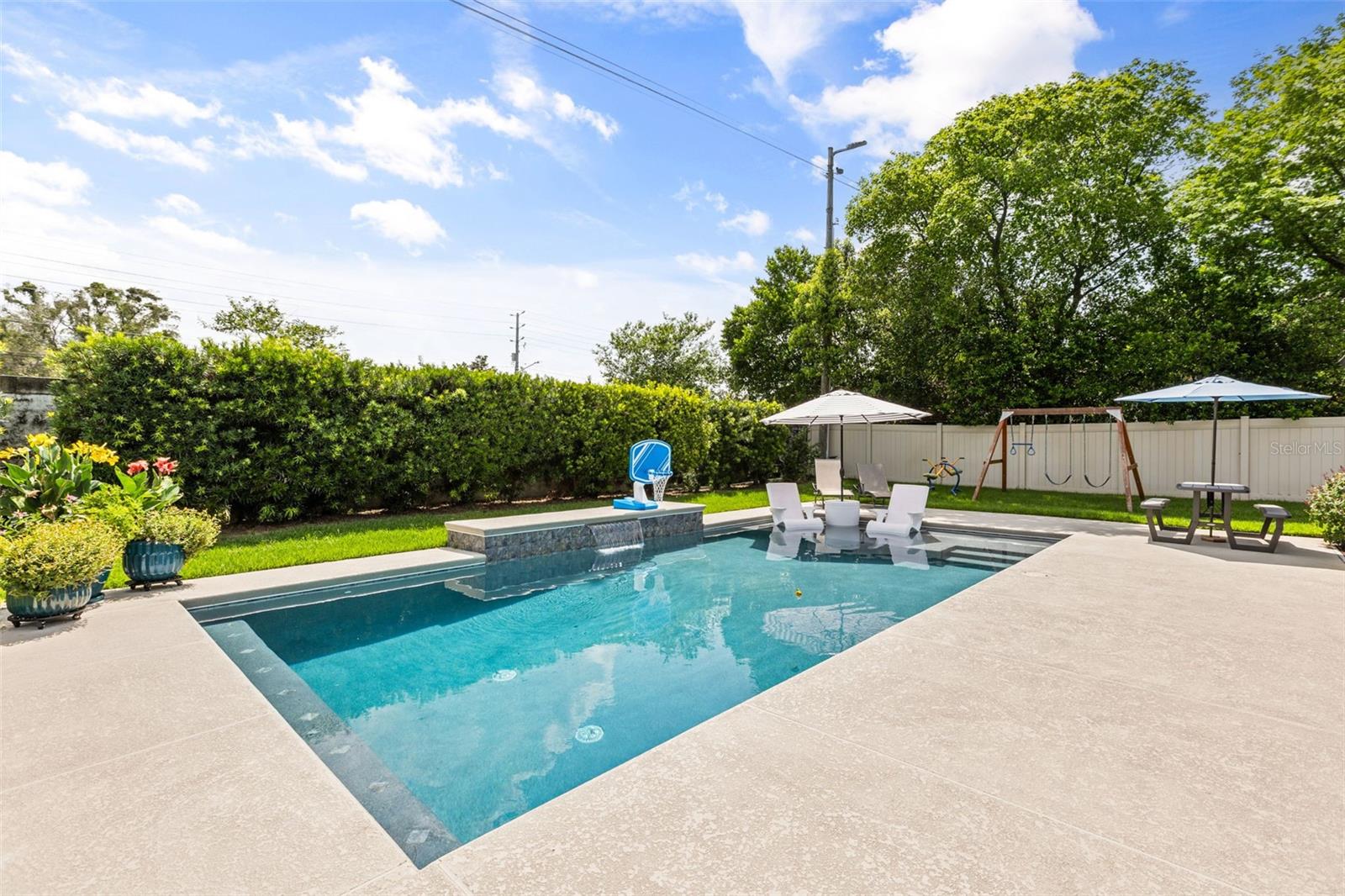 WOODSIDE VILLAGE - Residential