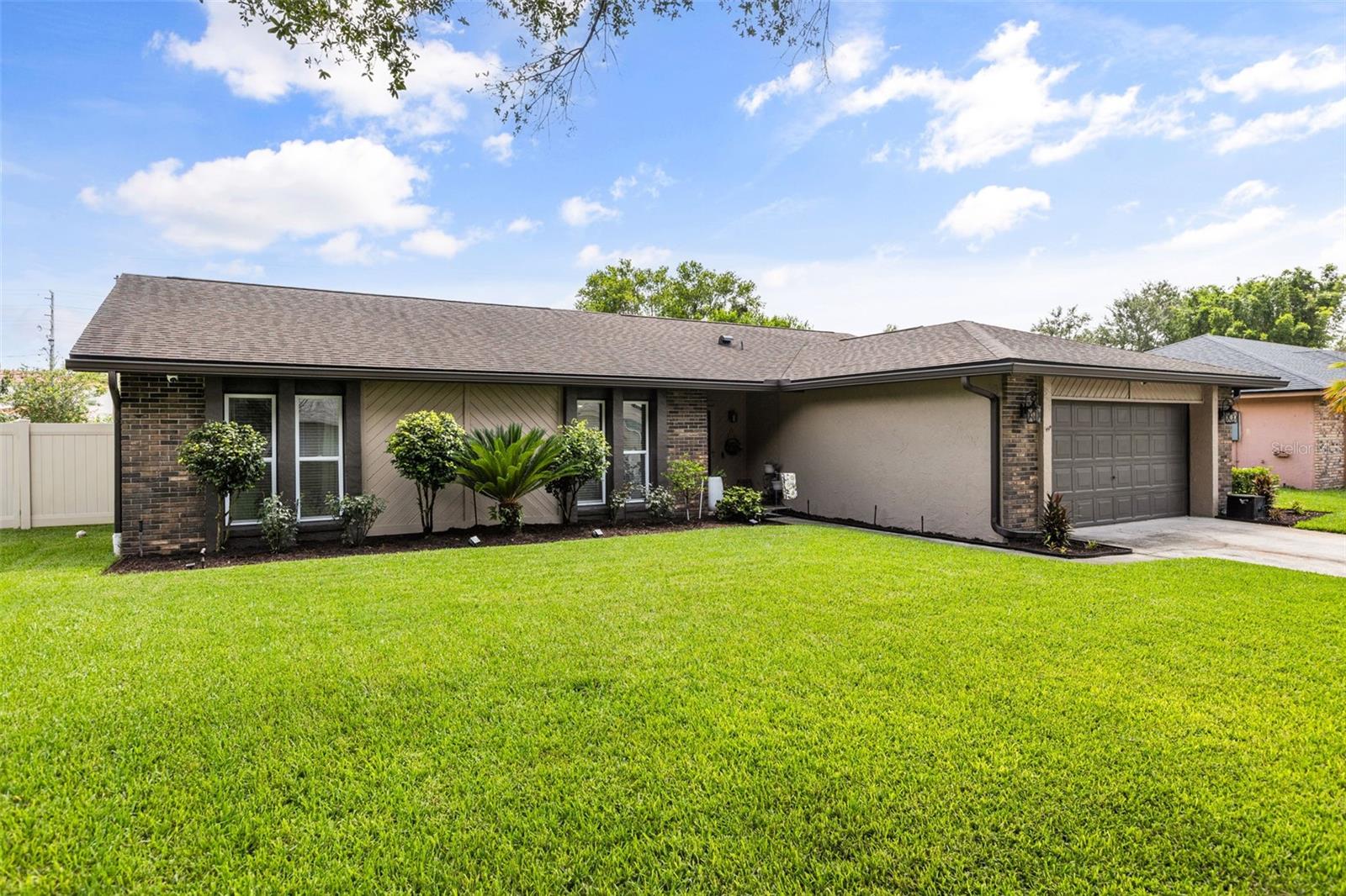 WOODSIDE VILLAGE - Residential