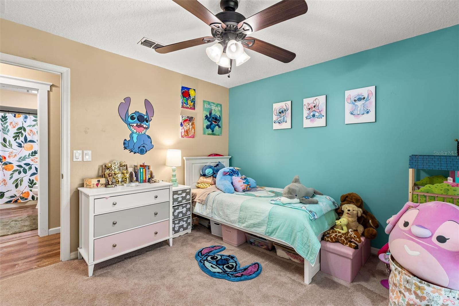 WOODSIDE VILLAGE - Residential