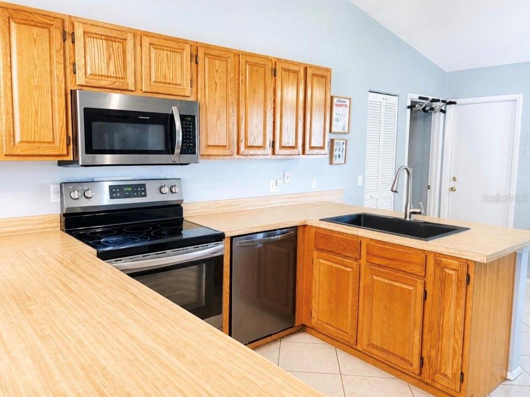 EASTBROOK PH 01 - Residential