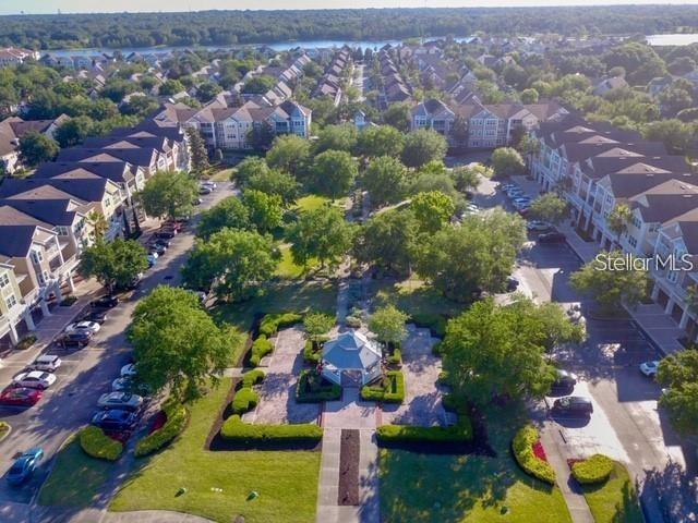 HAMPTONS/METROWEST - Residential Lease