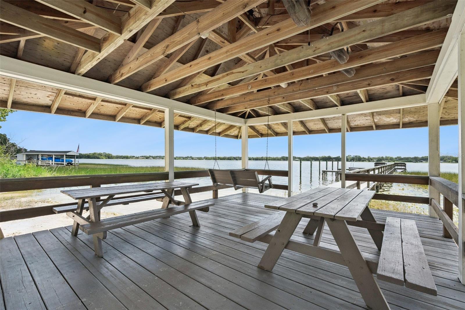 LAKE JOANNA ESTATES - Residential