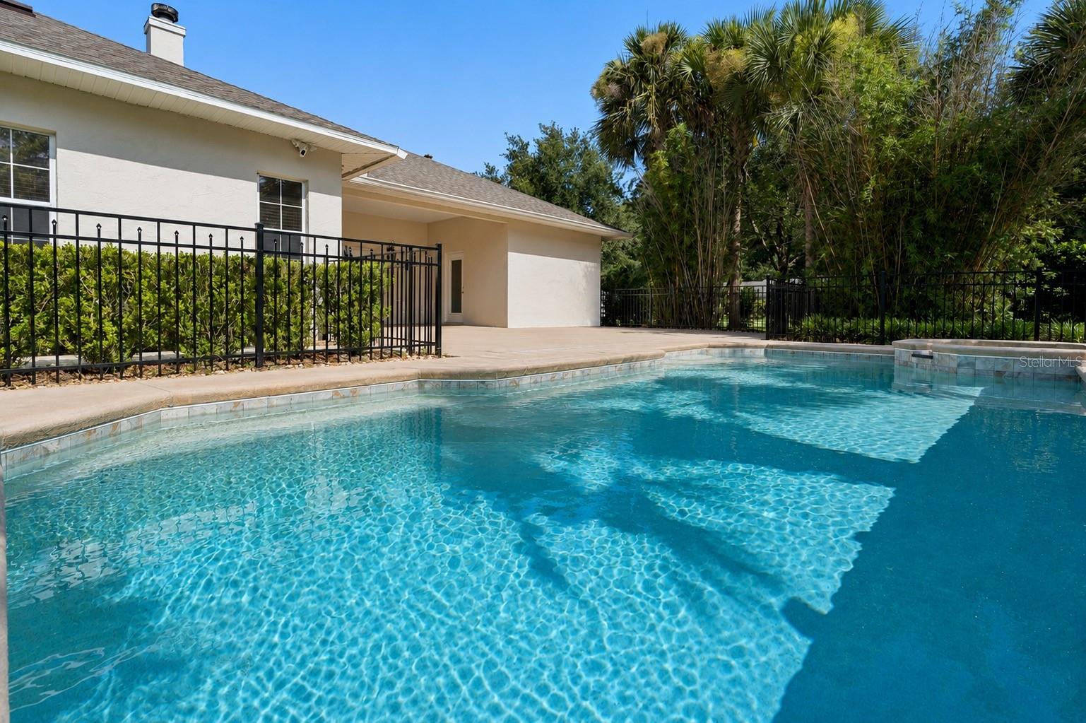 LAKE JOANNA ESTATES - Residential