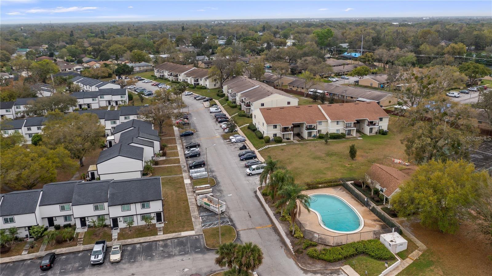 ALTAMONTE HEIGHTS - Residential