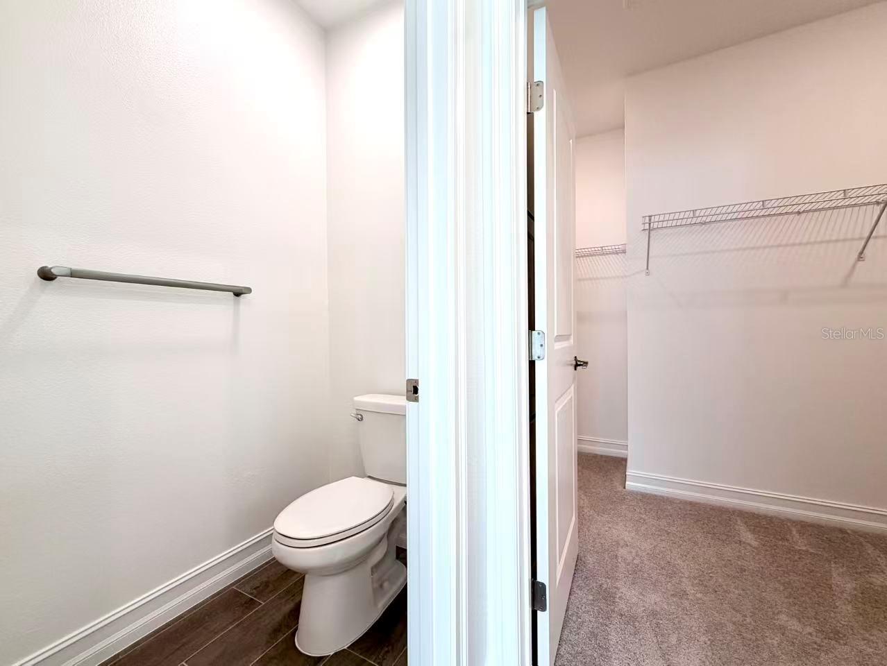 TWO RIVERS - Residential Lease
