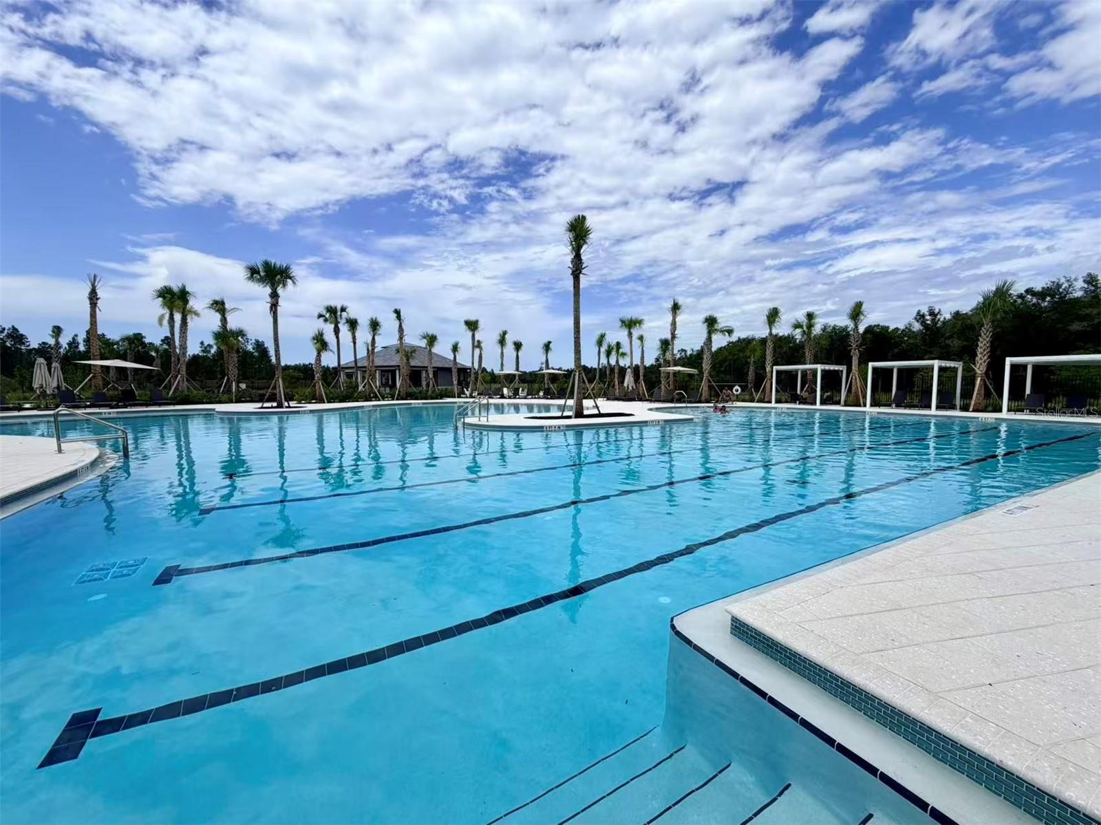 TWO RIVERS - Residential Lease