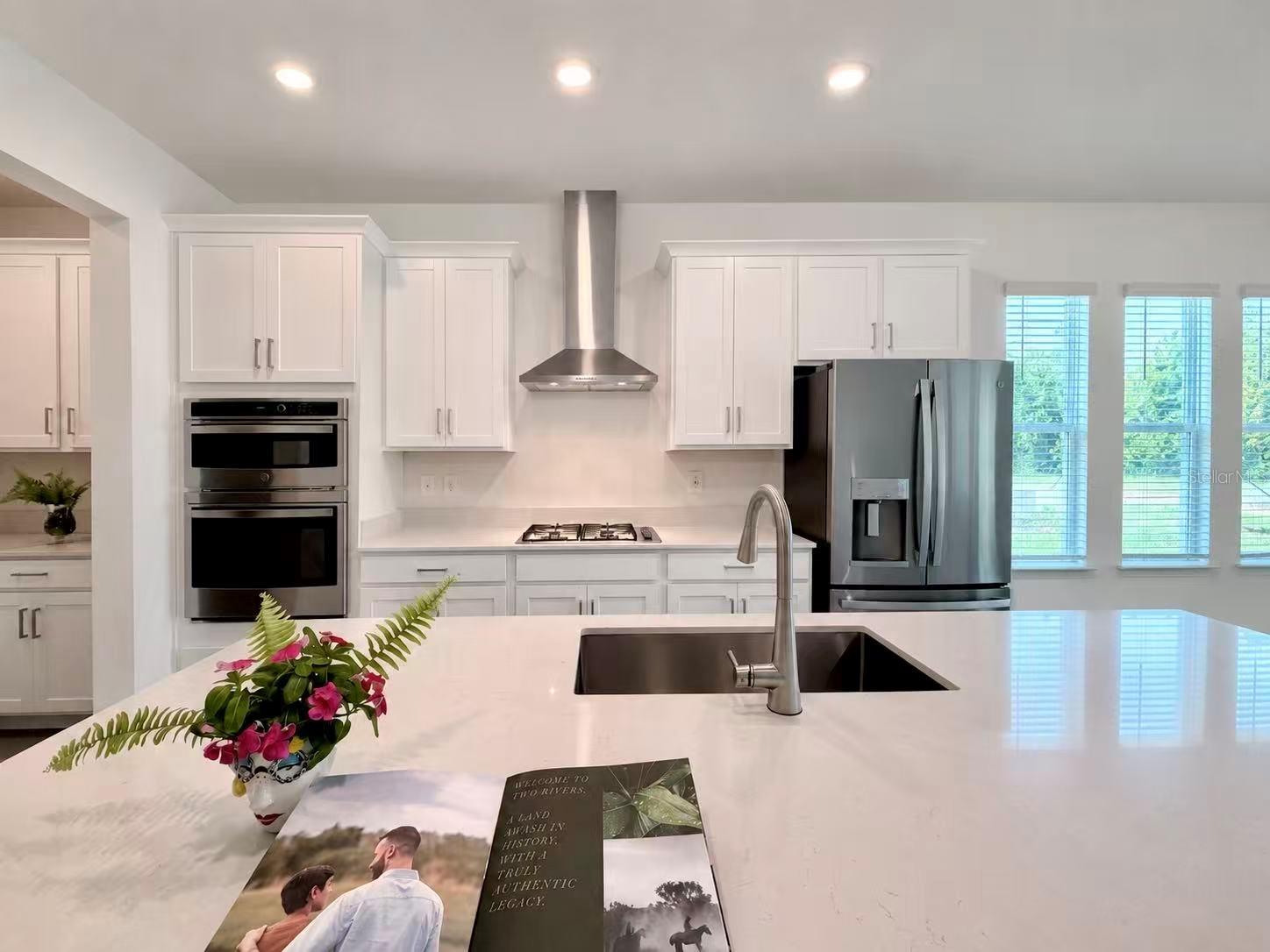 TWO RIVERS - Residential Lease