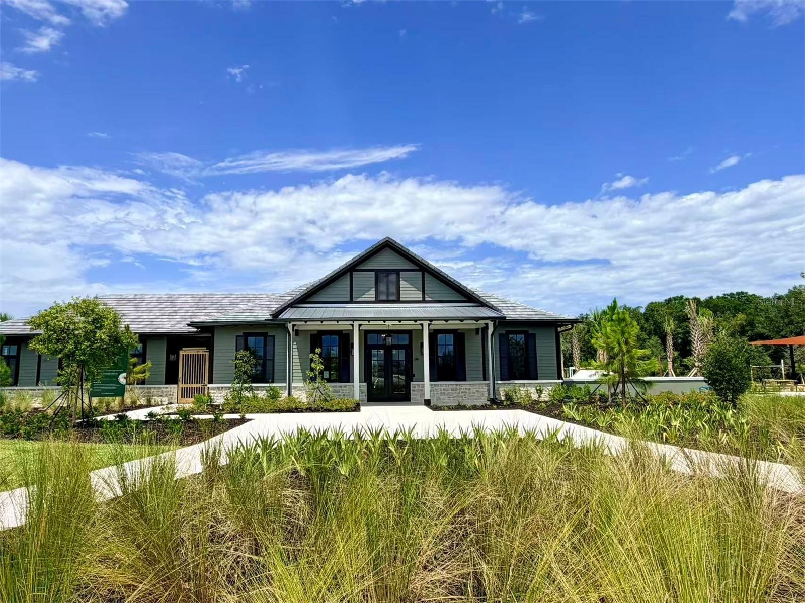 TWO RIVERS - Residential Lease
