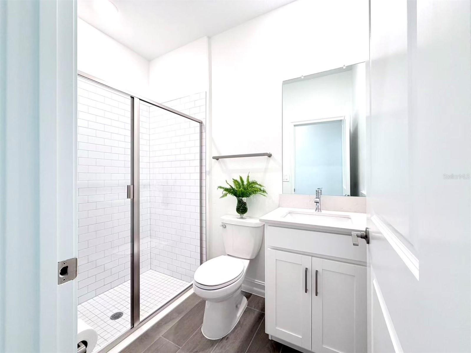 TWO RIVERS - Residential Lease
