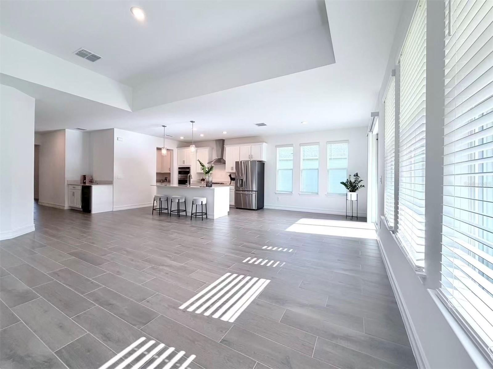TWO RIVERS - Residential Lease