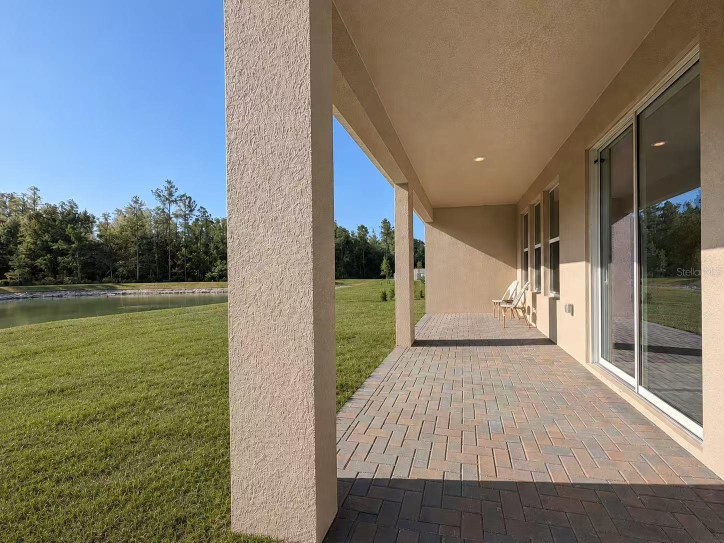 TWO RIVERS - Residential Lease