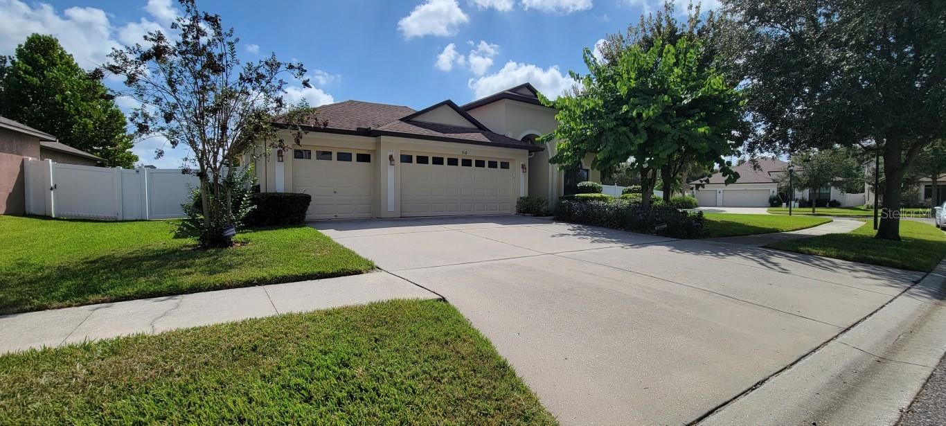 OAK CREEK - Residential Lease
