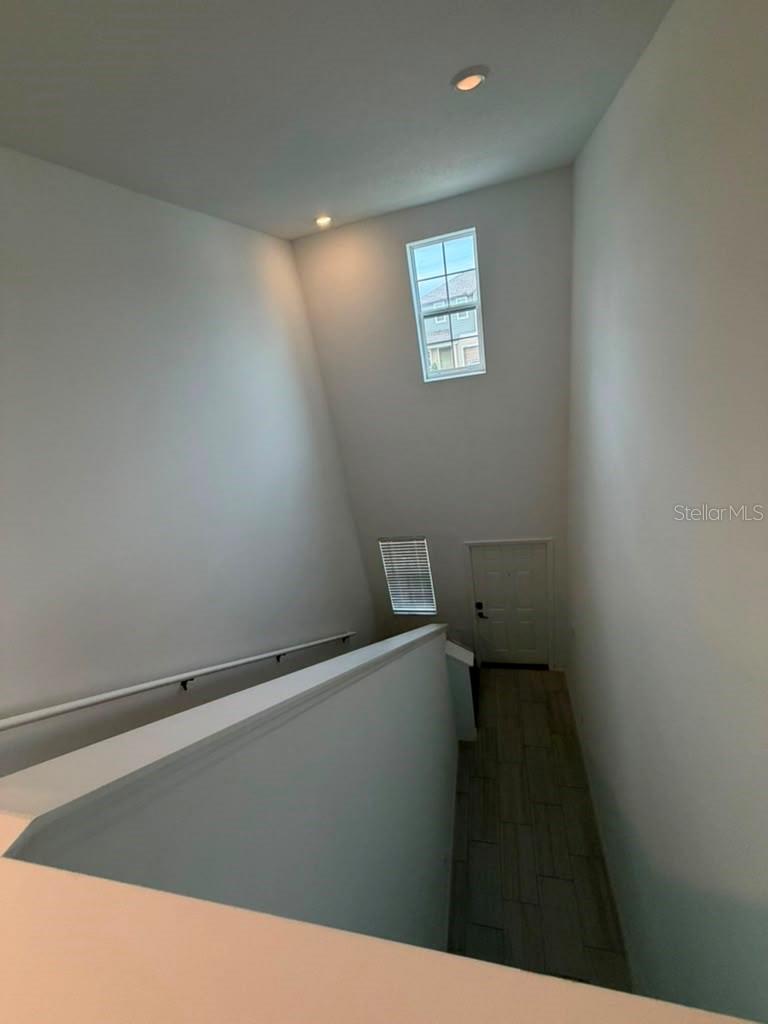 TWO RIVERS - Residential Lease