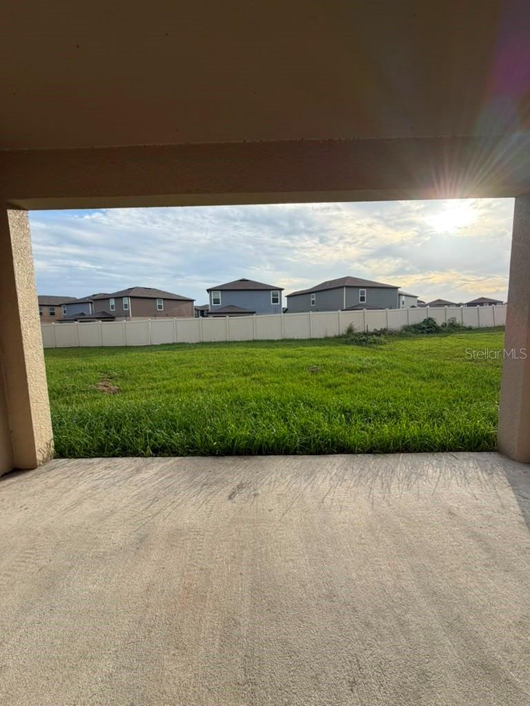 TWO RIVERS - Residential Lease