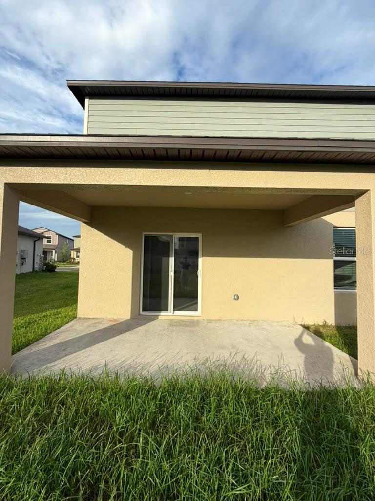 TWO RIVERS - Residential Lease