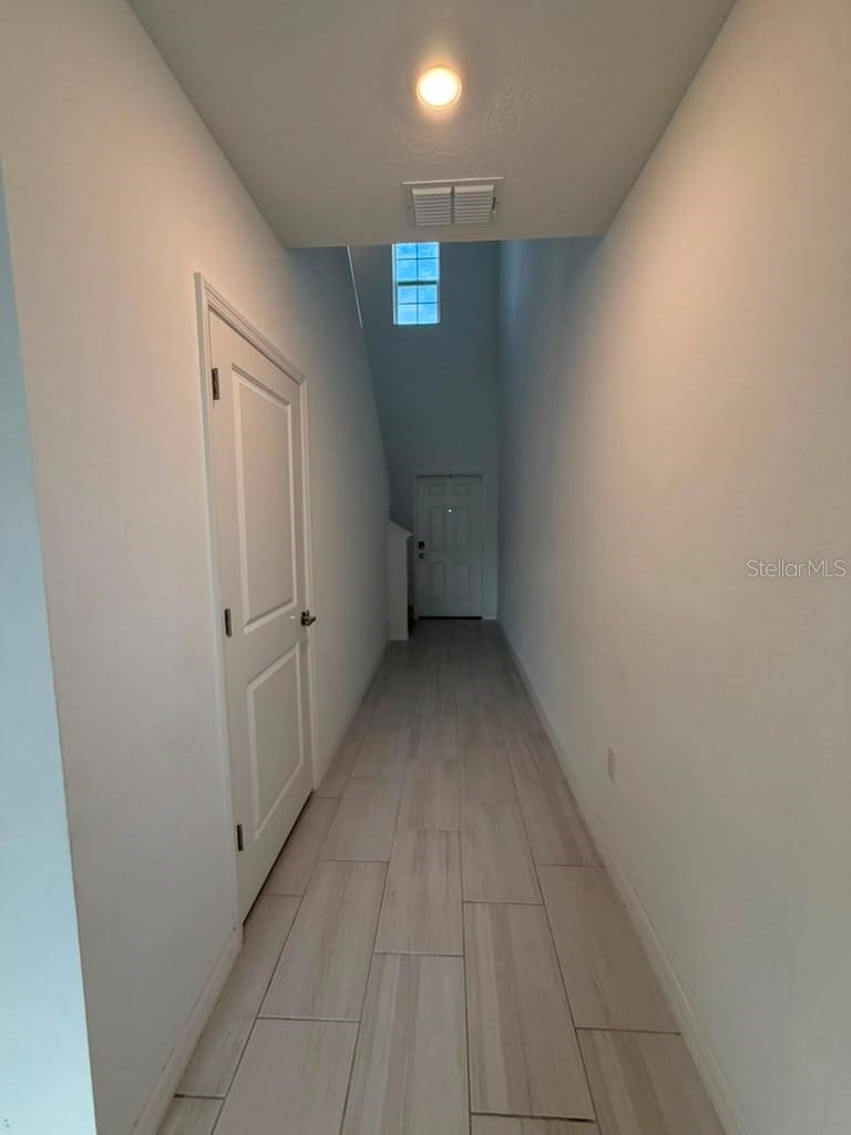 TWO RIVERS - Residential Lease