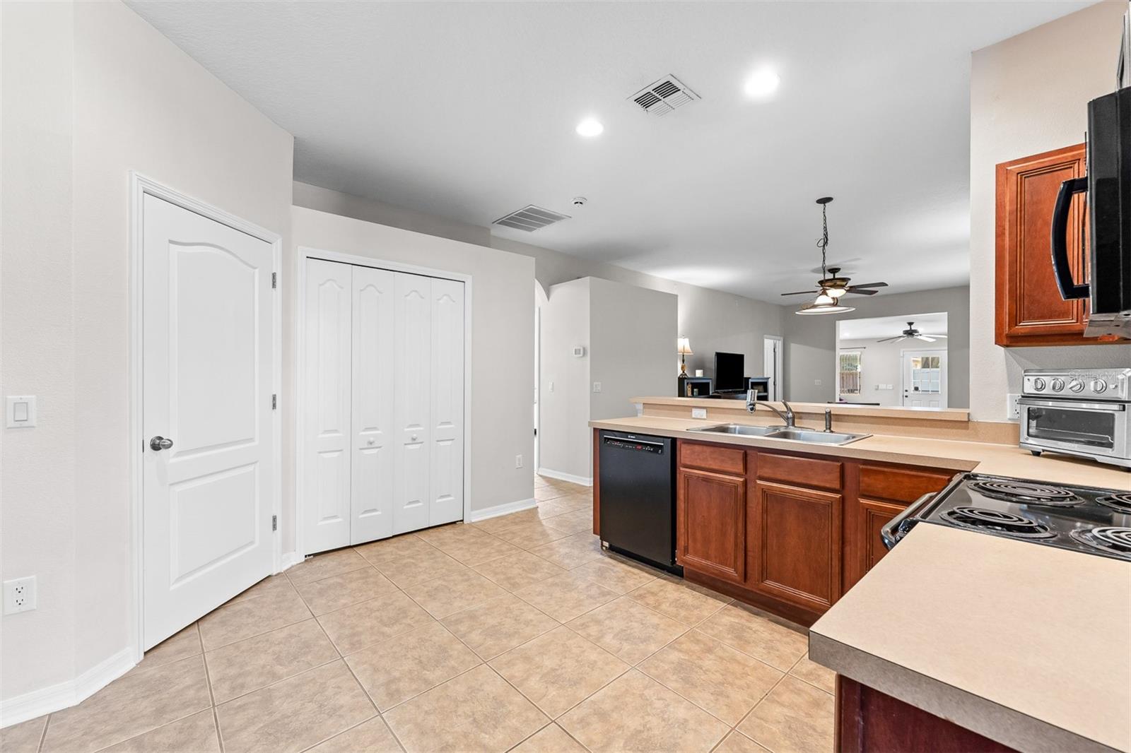 REGENCY OAKS PH 02 A-C - Residential