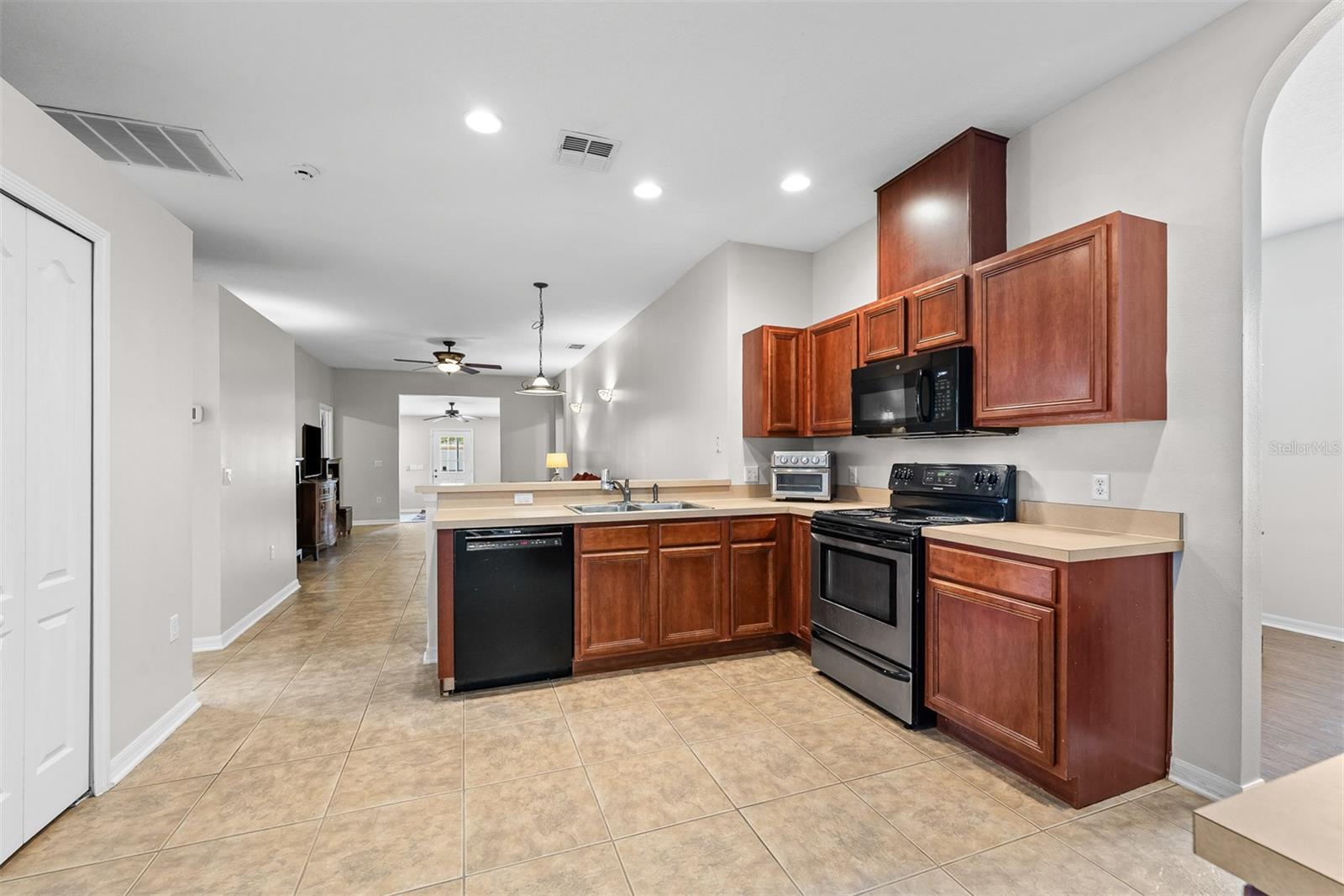 REGENCY OAKS PH 02 A-C - Residential