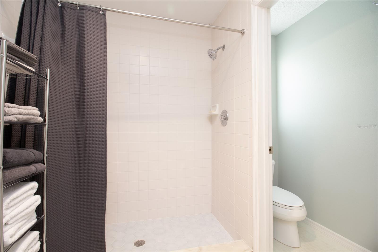 WEXFORD LEAS-UNIT 7B - Residential