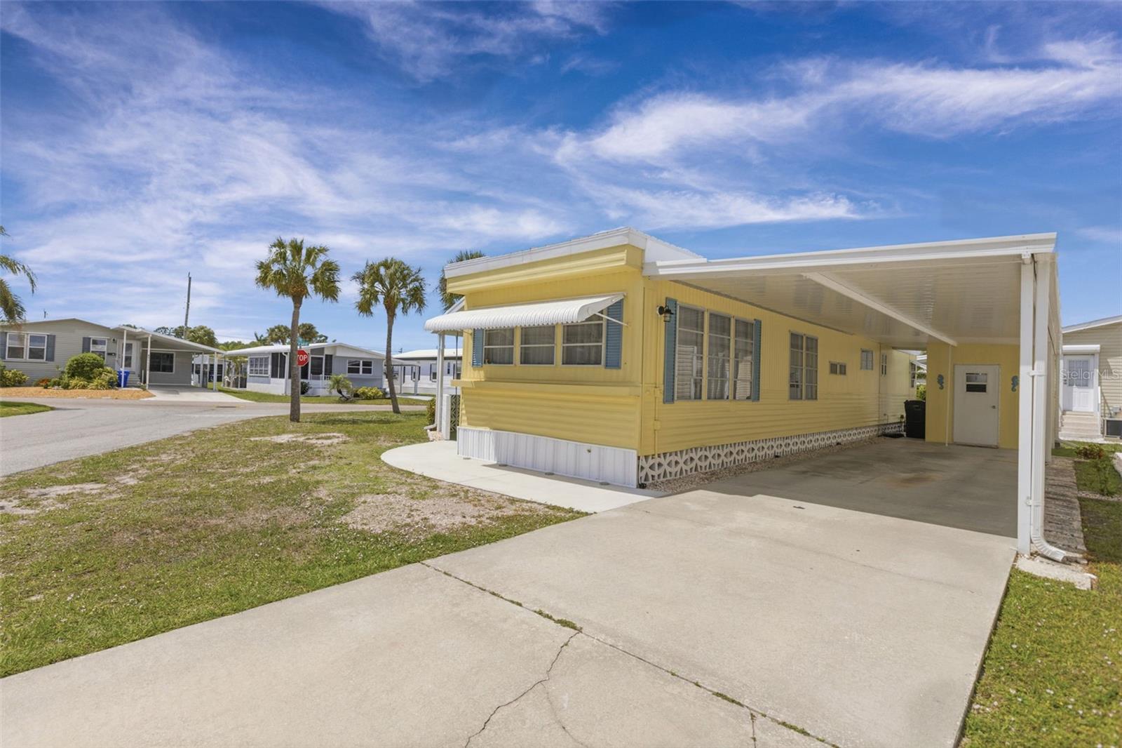 COUNTRY CLUB ESTATES - Residential