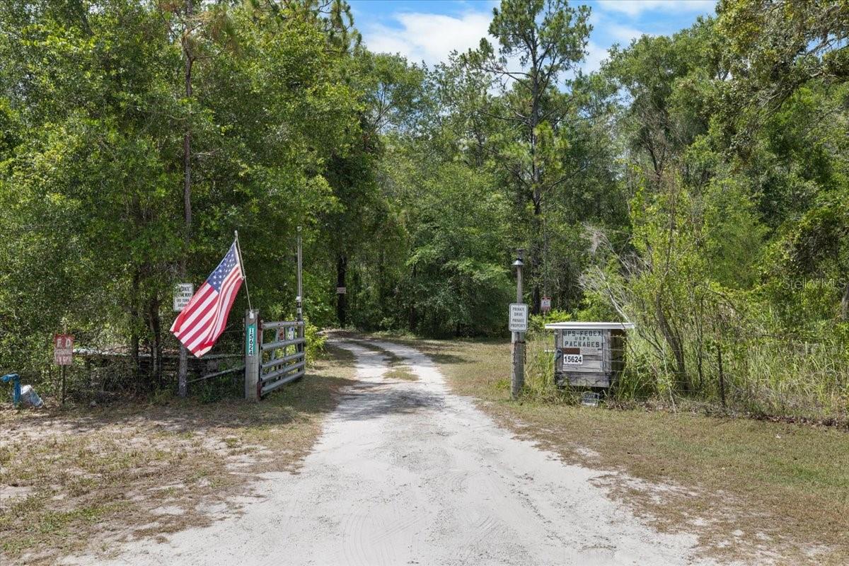ACREAGE - Residential