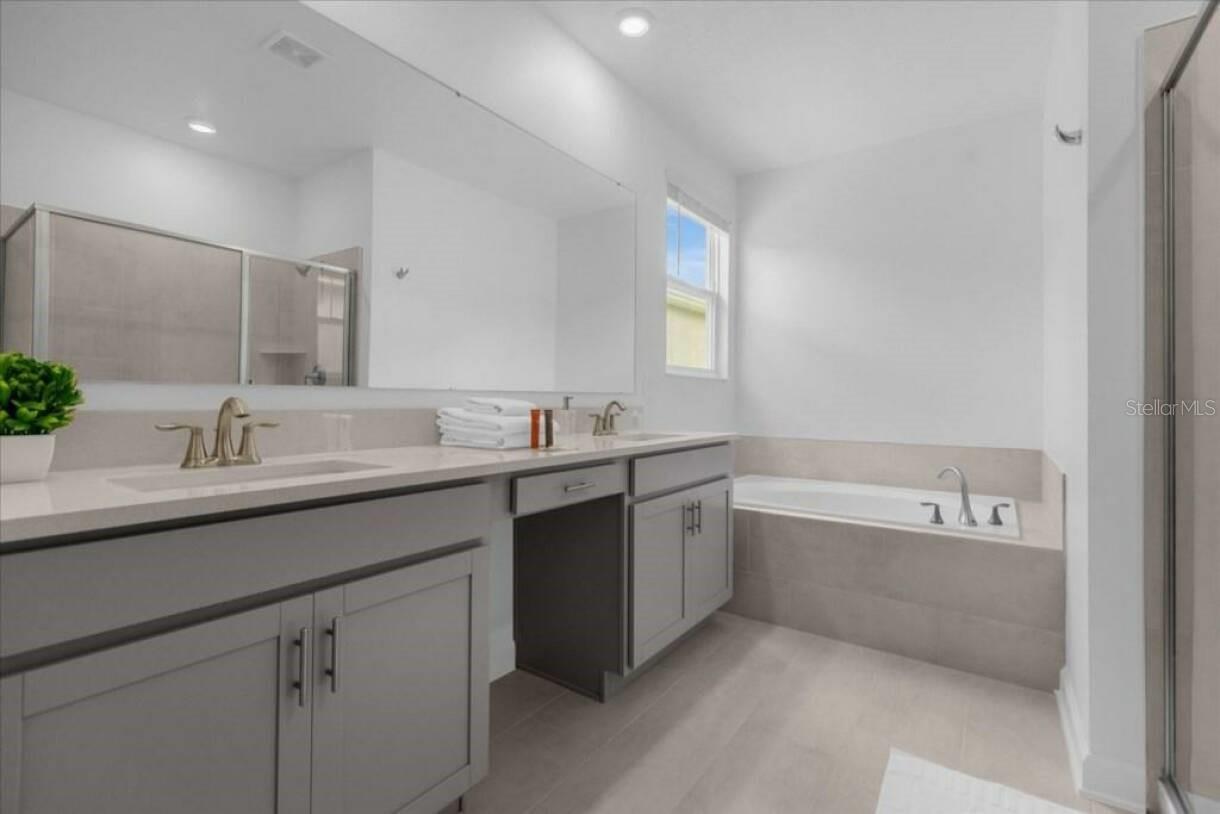FOX NORT - Residential