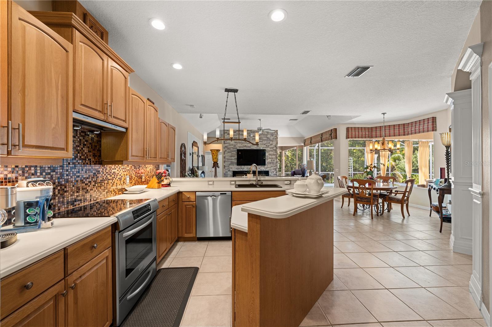 EDGEWATER VILLAGE SUBPHASE B - Residential
