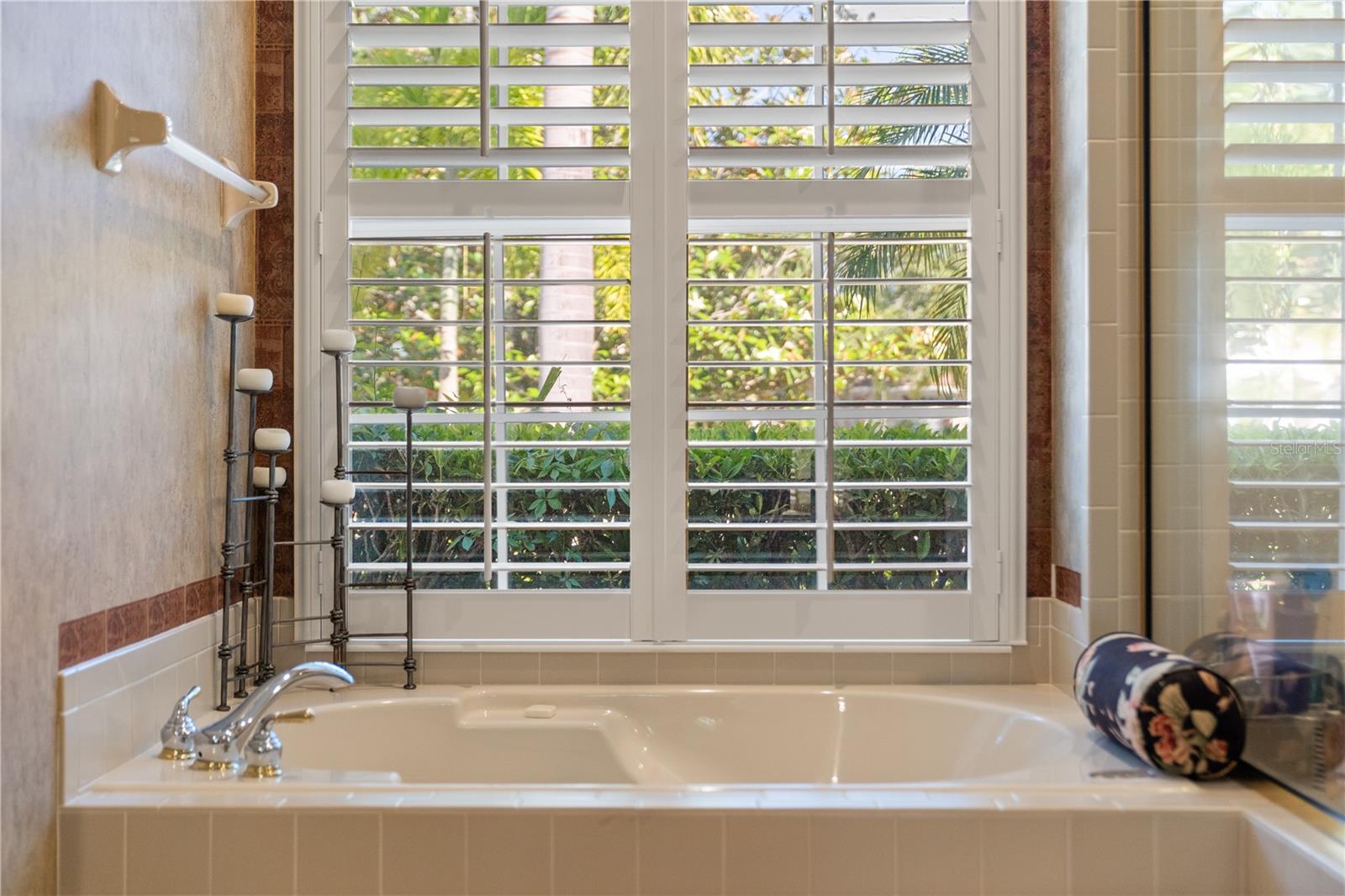 EDGEWATER VILLAGE SUBPHASE B - Residential
