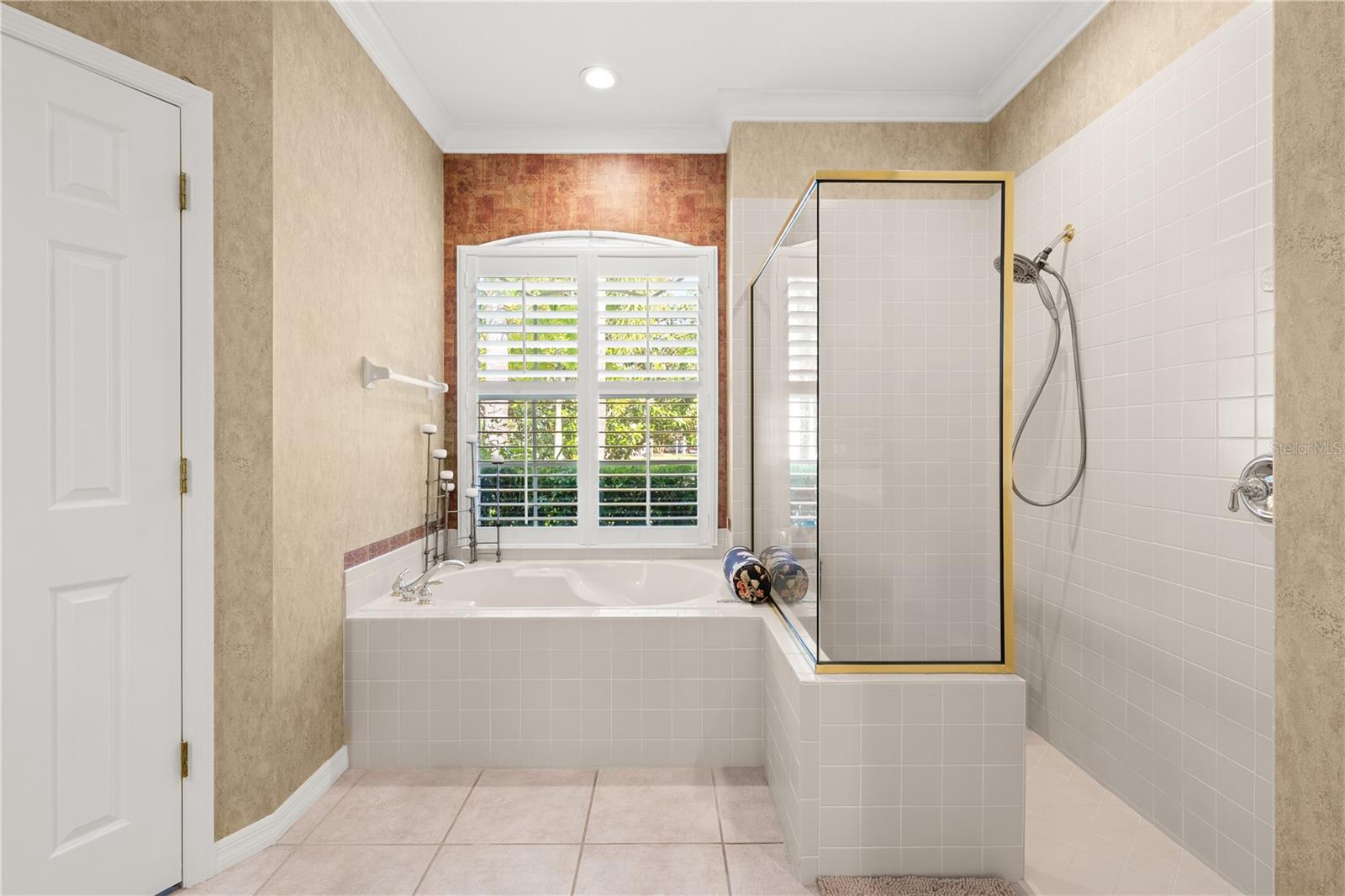 EDGEWATER VILLAGE SUBPHASE B - Residential