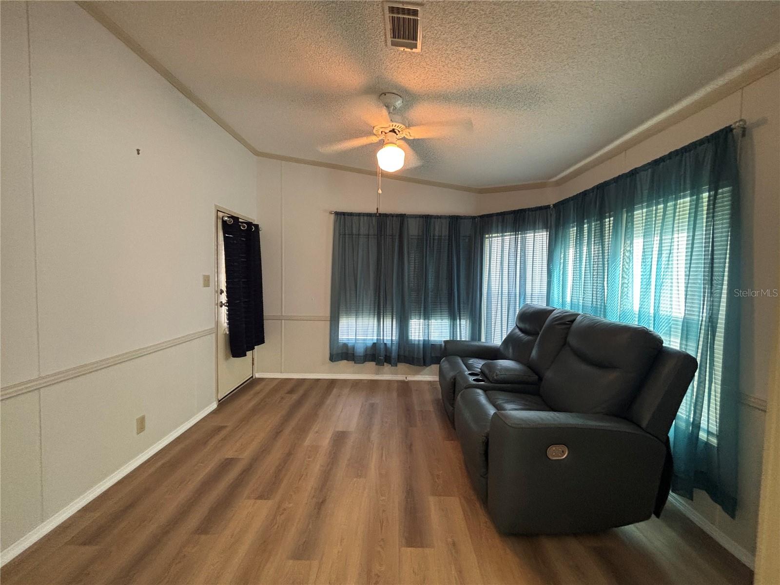 ZELLWOOD STATION COOP MH PARK - Residential
