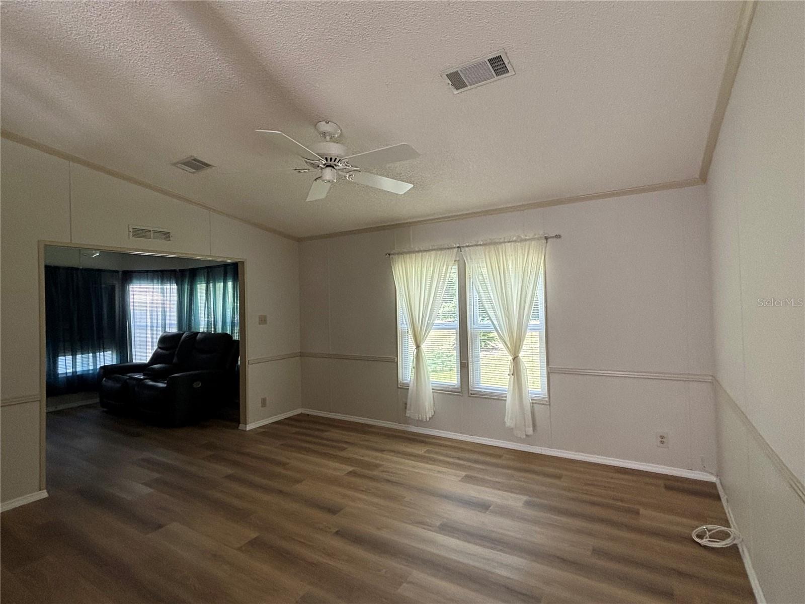 ZELLWOOD STATION COOP MH PARK - Residential