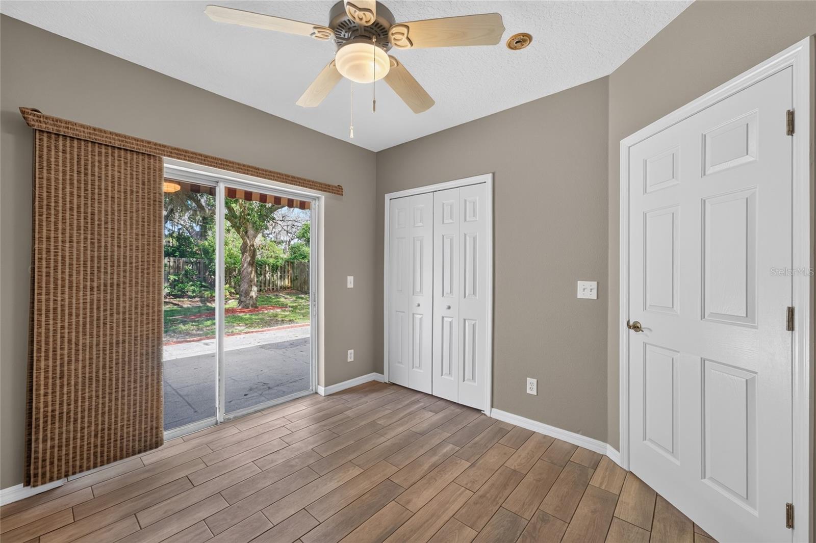 DEER PARK - Residential