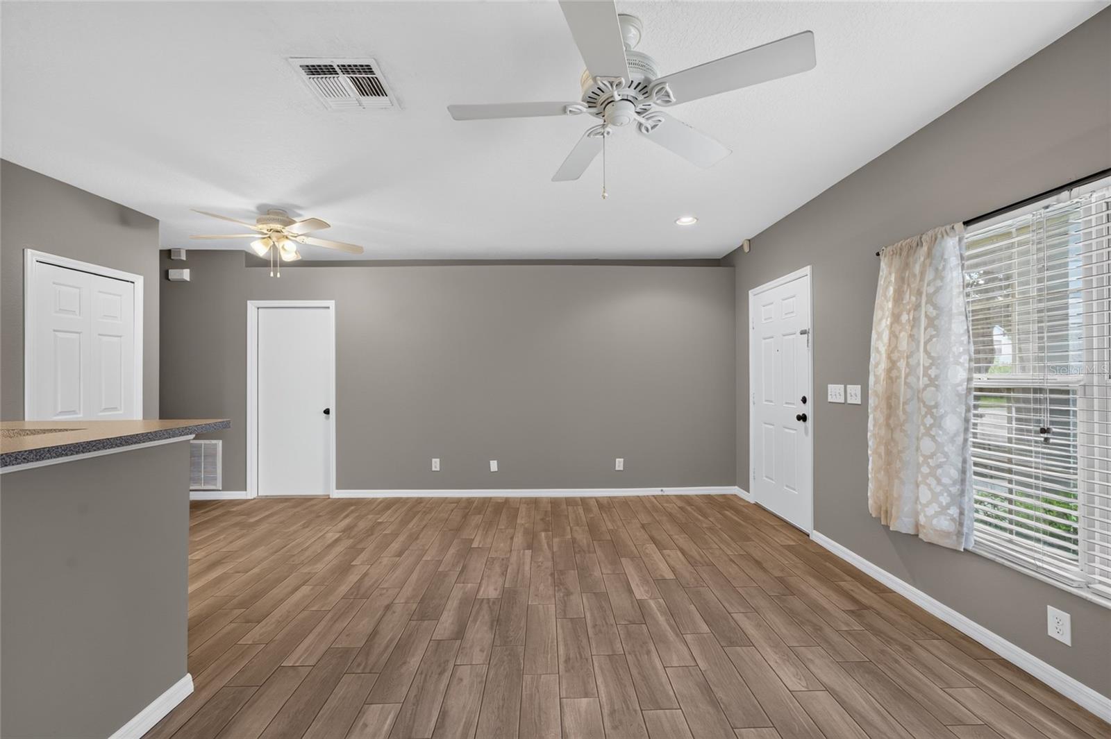 DEER PARK - Residential