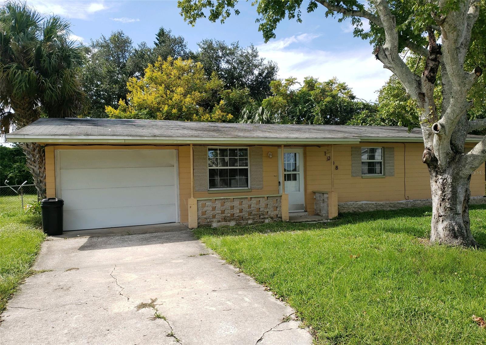Edgewater Acres Unit 05 Resub - Residential Lease