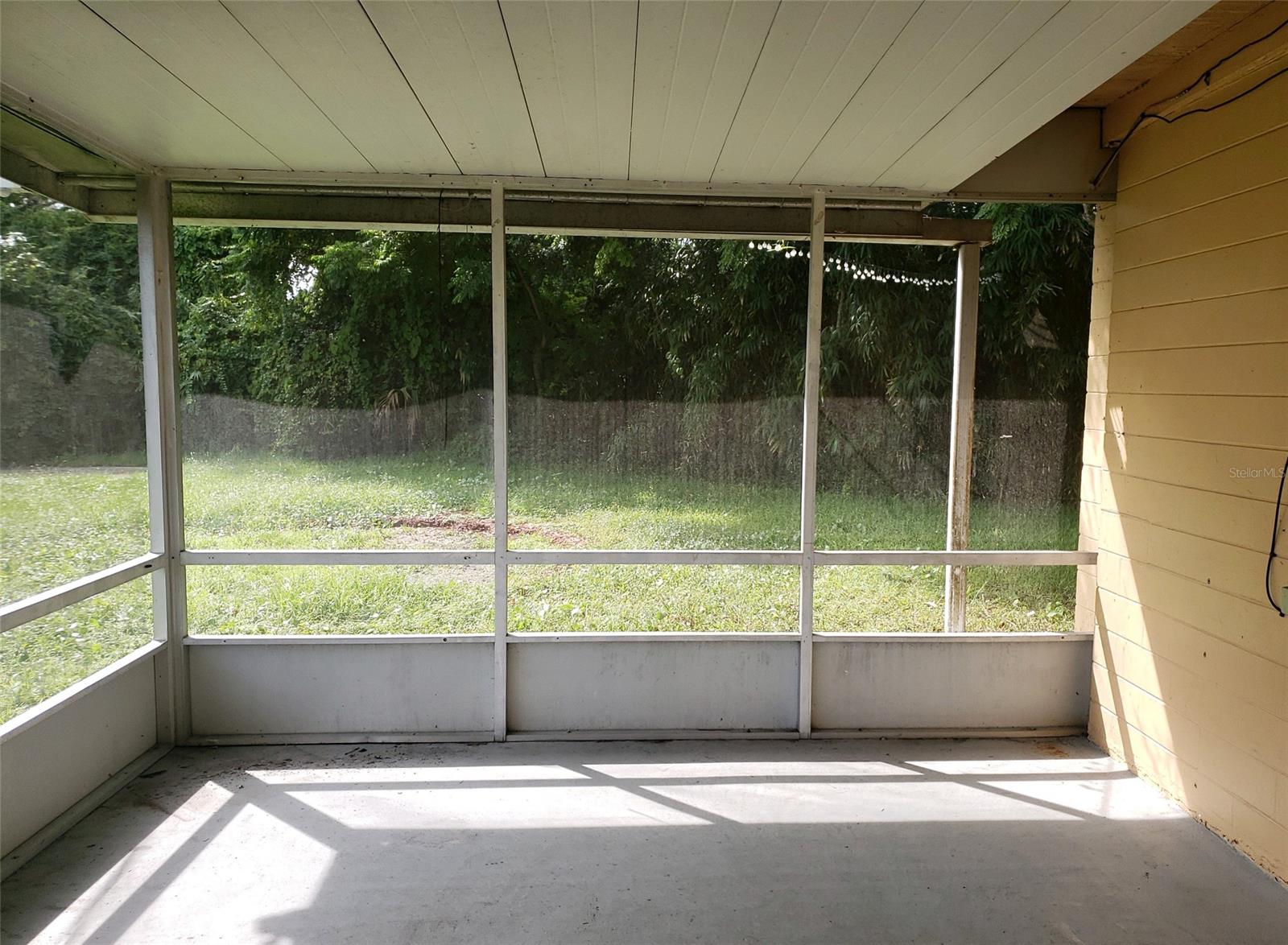 Edgewater Acres Unit 05 Resub - Residential Lease